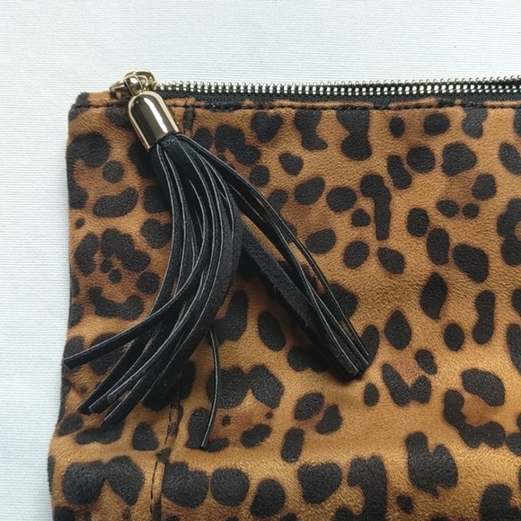 Sole Society Leopard Print Zip Top Foldable Clutch. - Picture 6 of 8
